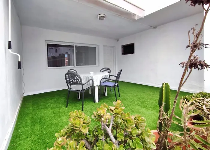 Chill Out Canarias Costa Adeje (Tenerife)